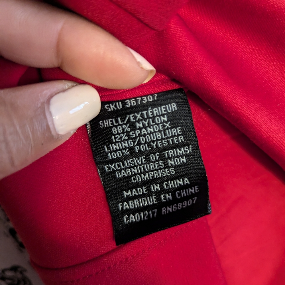 Le Château| NWOT Puffed Sleeve Red Dress - Picture 7 of 10